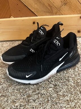 Nike Air Max 270 Men’s Sneakers - Black/White